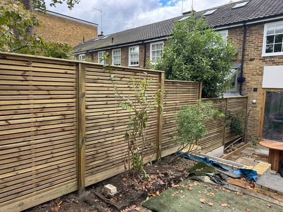 fencing company in north london, greenfellas fencing london