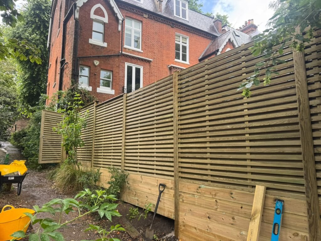 Hampstead NW3 Garden Fence Installation & Repairs